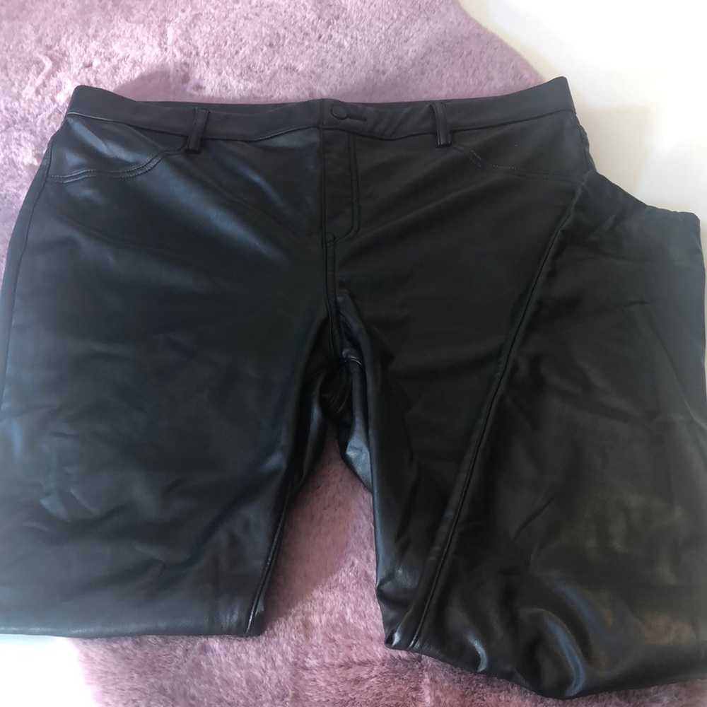 Time and Tru pleather pants